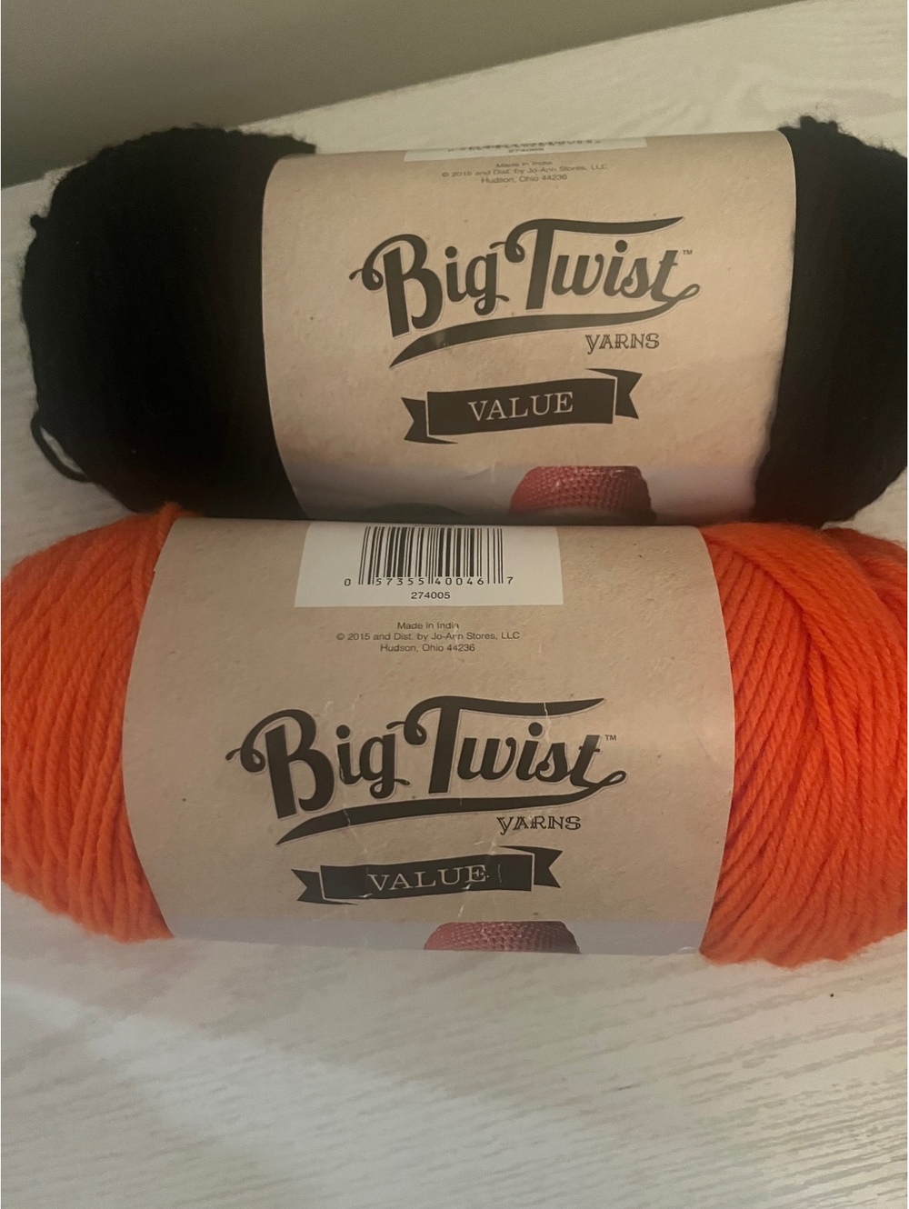 Big Twist Value Medium 4 Acrylic Yarn 6 oz Skeins Black and Orange 371 Yards